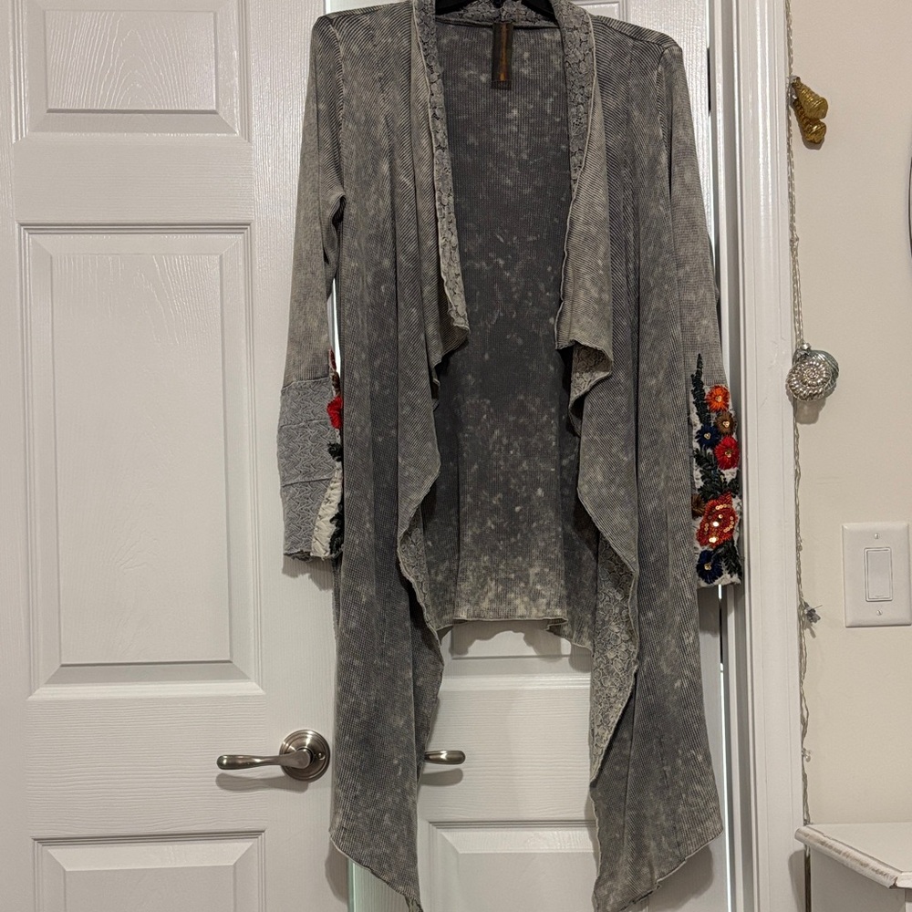 Washed Gray Open-Front Cardigan with Floral Sleeve Embroidery